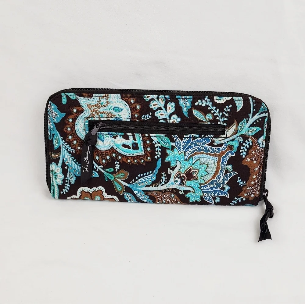 Vera Bradley stylish functional